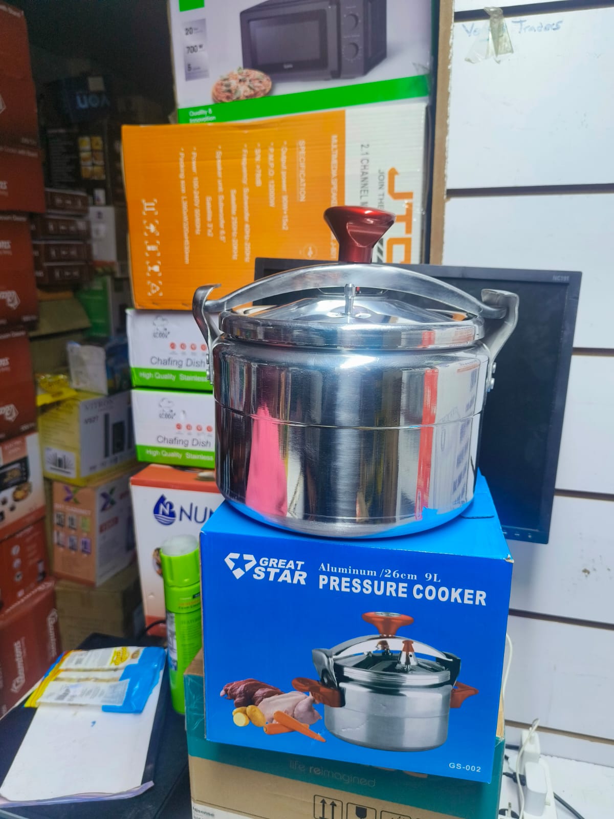 Greatstar 9 litres manual pressure cooker